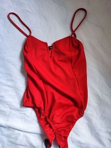 Boohoo body suit red size 8UK