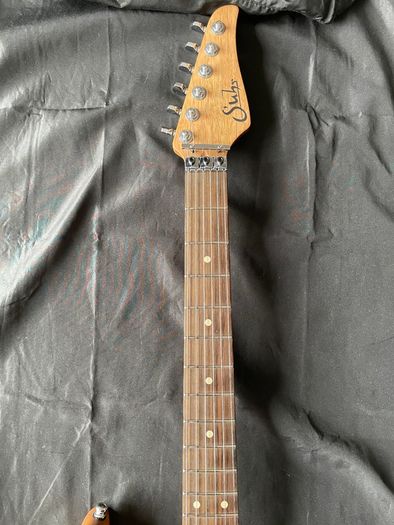 Suhr modern satin Great guitar (Price has dropped)