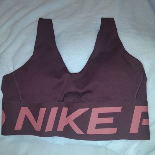 Nike pro sports bra