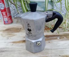 Bialetti Moka Pot, coffee pot, coffee maker