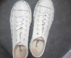 Bridal Style Runners (Dunnes Stores Size 5) Brand New. Can post