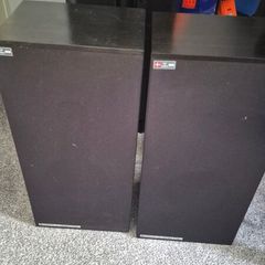 Speakers Hitachi