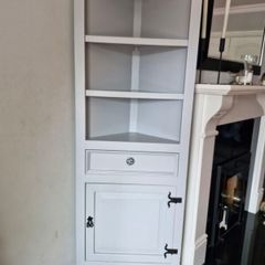 Corner Unit