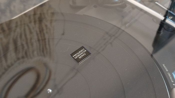 Technics SL-23A turntable/Record player. Like NEW!