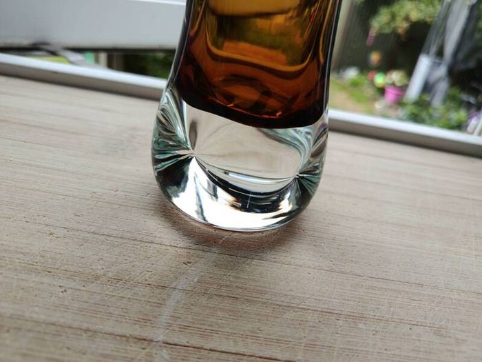 Mid Century Amber Glass Vase Bo Borgstrom Aseda