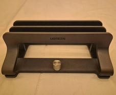 Dual laptop stand