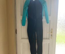 Oneills wetsuit  Womens