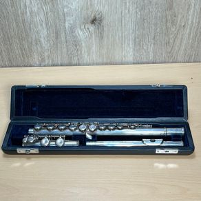 Yamaha YFL-221SII 221Sii Nickel Silver Flute in Hard Case - Instrument