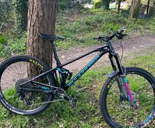 Mondraker Foxy XR 29 Medium Enduro Bike