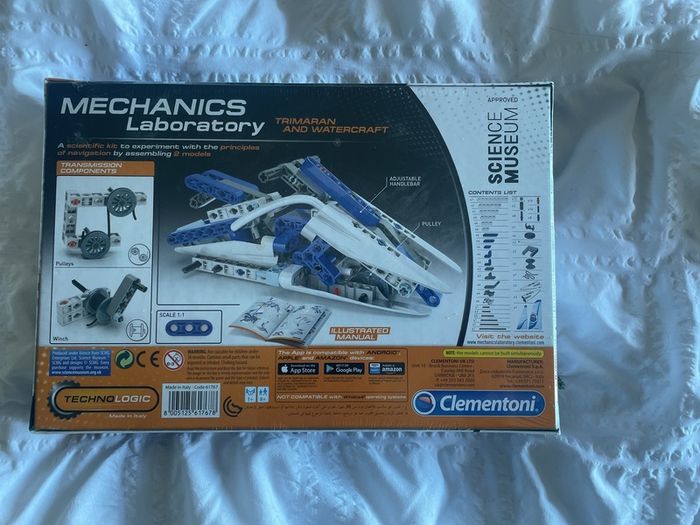 mechanics laboratory - Trimaran and watercraft