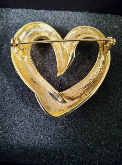Large Gold Heart Brooch