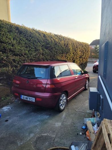 2000 Alfa Romeo 145