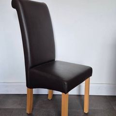 Dining room chair
