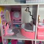 OMG House of Surprises Image 3