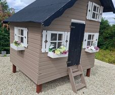 Kids playhouse