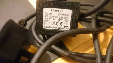Melinera power adapter Model P2405 24V 5VA IP44 New!