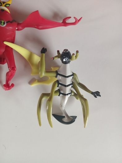Ben 10 figures