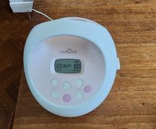 Spectra S2 Plus Hospital Grade Breast Pump Barely Used 27 Motor Hours