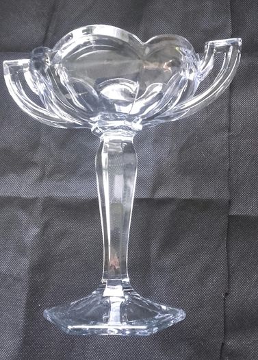 "Chippendale" - Krys Tol - Art Deco - Pressed Glass
