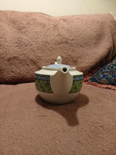 Wedgwood porcelain teapot