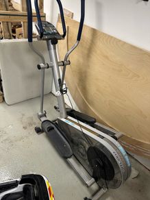 Daum Cross Trainer Elliptical