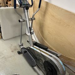 Daum Cross Trainer Elliptical