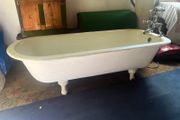 Antique Original Cast-Iron Bath (6ft)