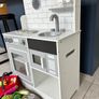 Play kitchen & accessories Image 2