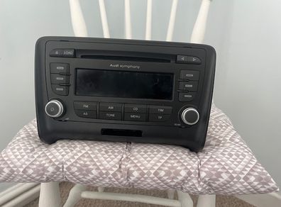 Genuine Audi TT Mk2 (8J) Symphony Radio with Code & Manual 8J0035195G