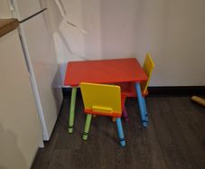 toddlers table and chairs