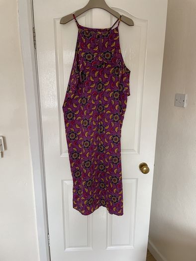 Dress Size 14/16