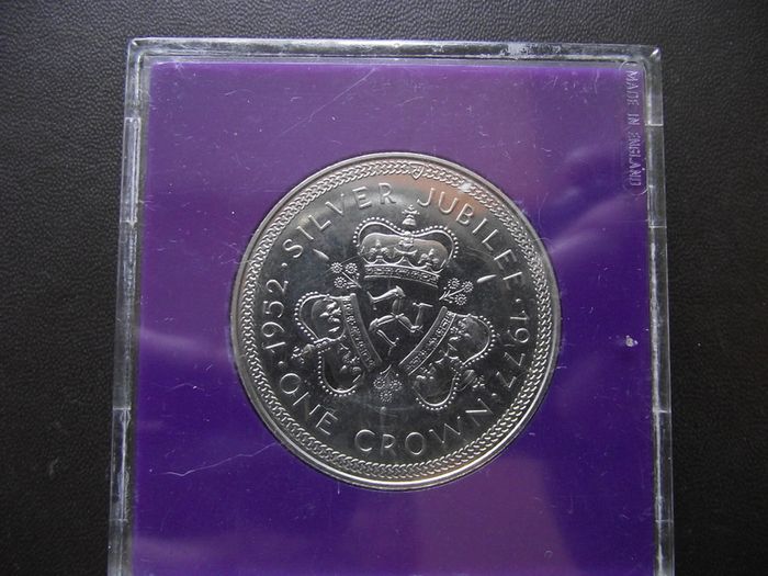 1977 Isle of Man Crown 'Silver Jubilee of Elizabeth II'