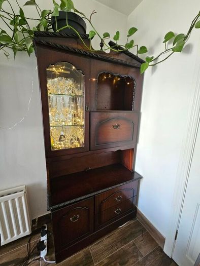 Mahogany dresser