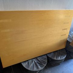 free dining table