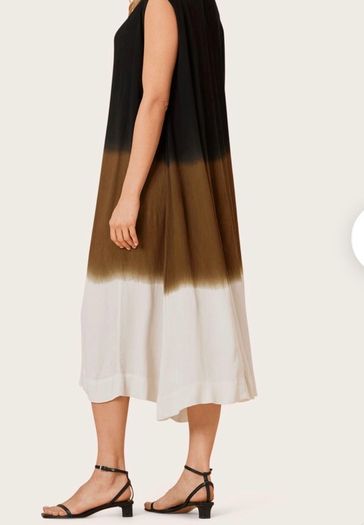 Brand New Beautiful MASAI Midi Dress Size 16-18