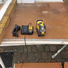 dewalt laser