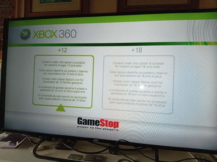 Gamestop Xbox 360 Dvd From 2007 Very Rare With Games Interactive Menu Etc-not Playable