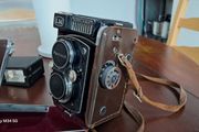 Yashica-Mat LM twin-lens reflex