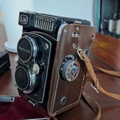 Yashica-Mat LM twin-lens reflex