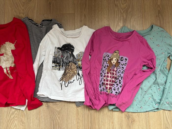 Large bundle of girls clothes 8-9yrs