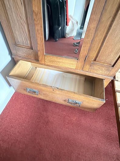 Edwardian Mahogany Wardrobe with Mirror & Linen Drawer