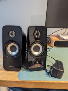 Creative Wireless speakers T15 wireless pair of speakers