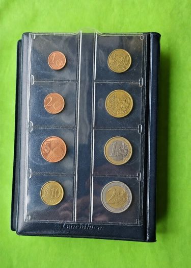 Leuchtrum pocket album for 12 Euro coin sets.