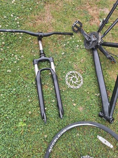 27.5 inch mountain bike ( For Parts )