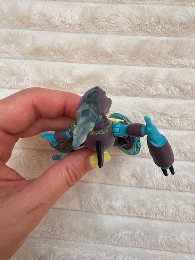 Ben 10 Ben Ten Omni-Enhanced XLR 8 Action Figure Used Please see photos