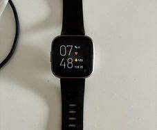 Fitbit Versa 2 with spare strap