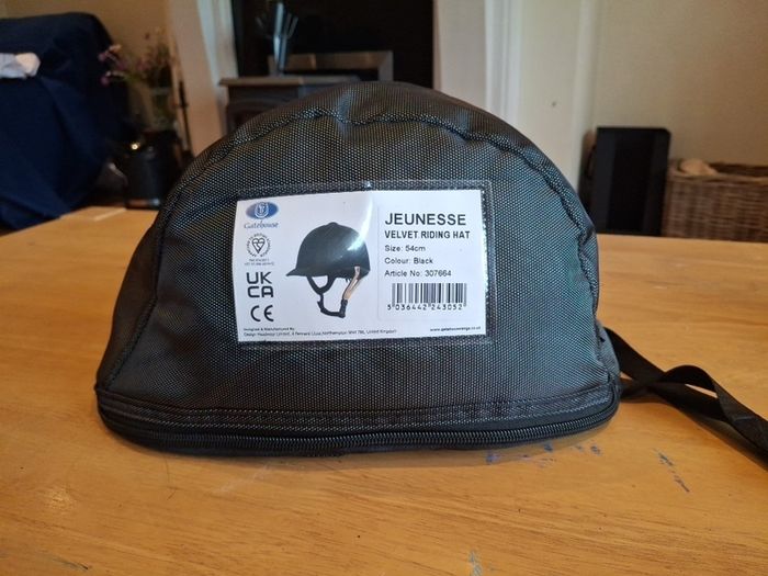54cm Jeunesse Velvet Riding Hat