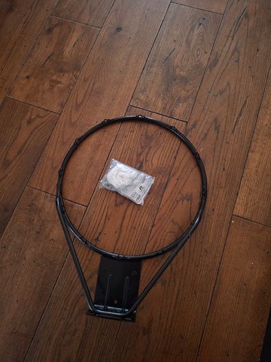 Basketball hoop