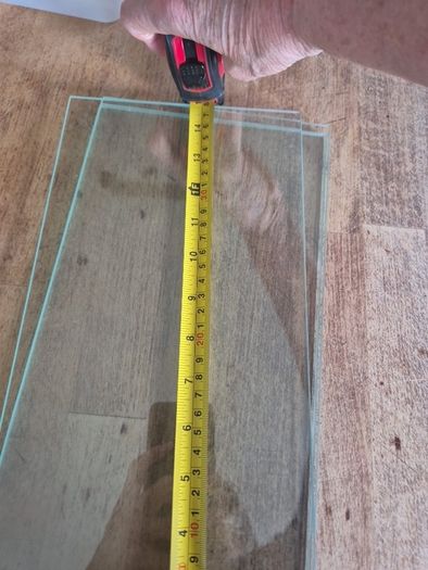 4 plate glass shelves