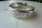 Vintage Solid Silver Hinged Bangle Birmingham 1972 Engraved Floral 27g. With Safety Chain